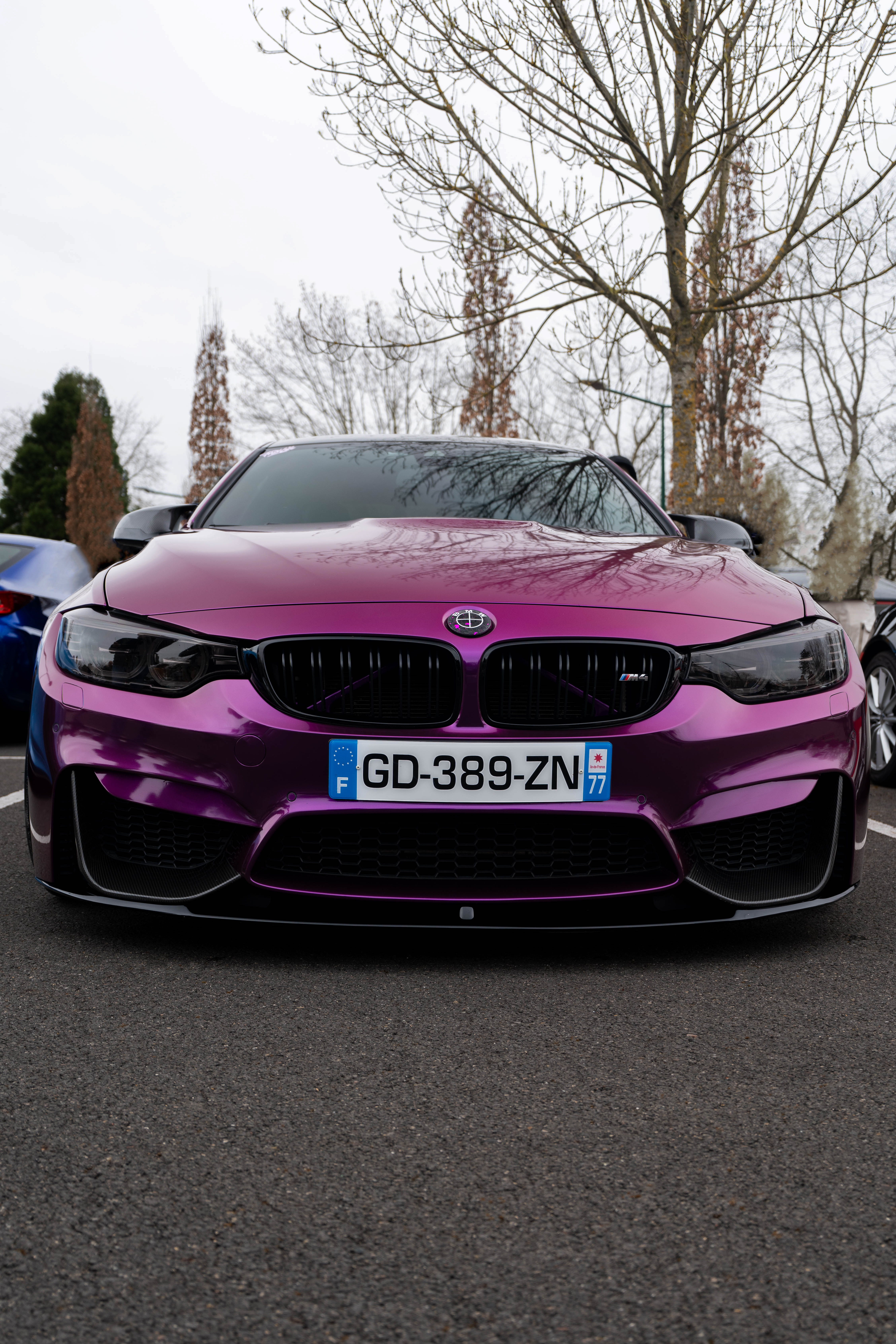 BMW Mauve - Vue de face